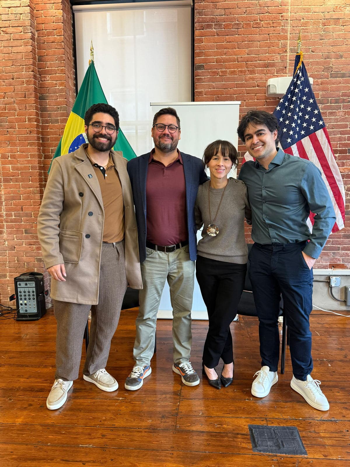 BALSA members in front of the Brazilian and United States flags