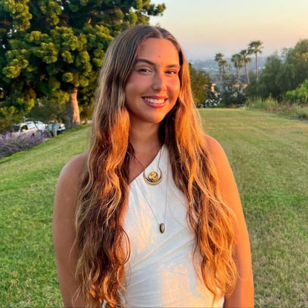Photo of Maria Tavares